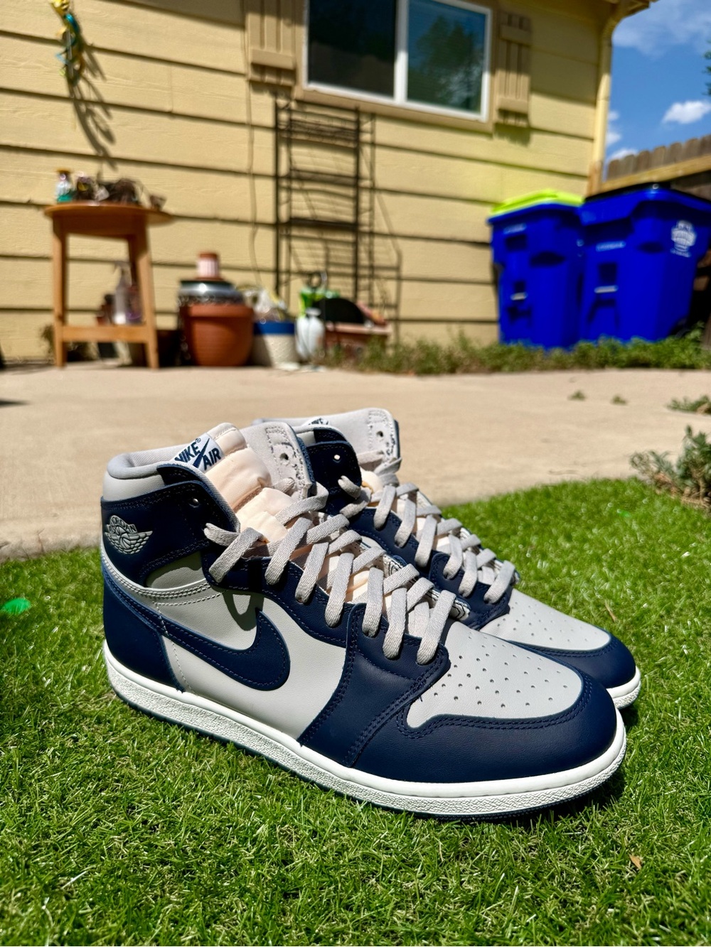 Jordan 1 Retro High ‘85 Georgetown Size 11.5 VNDS - Picture 7 of 7